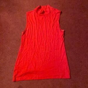 Croft & Barrow sleeveless turtle neck shirt